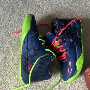 Lamelo mb.01 gaxaly color way, with box size 10